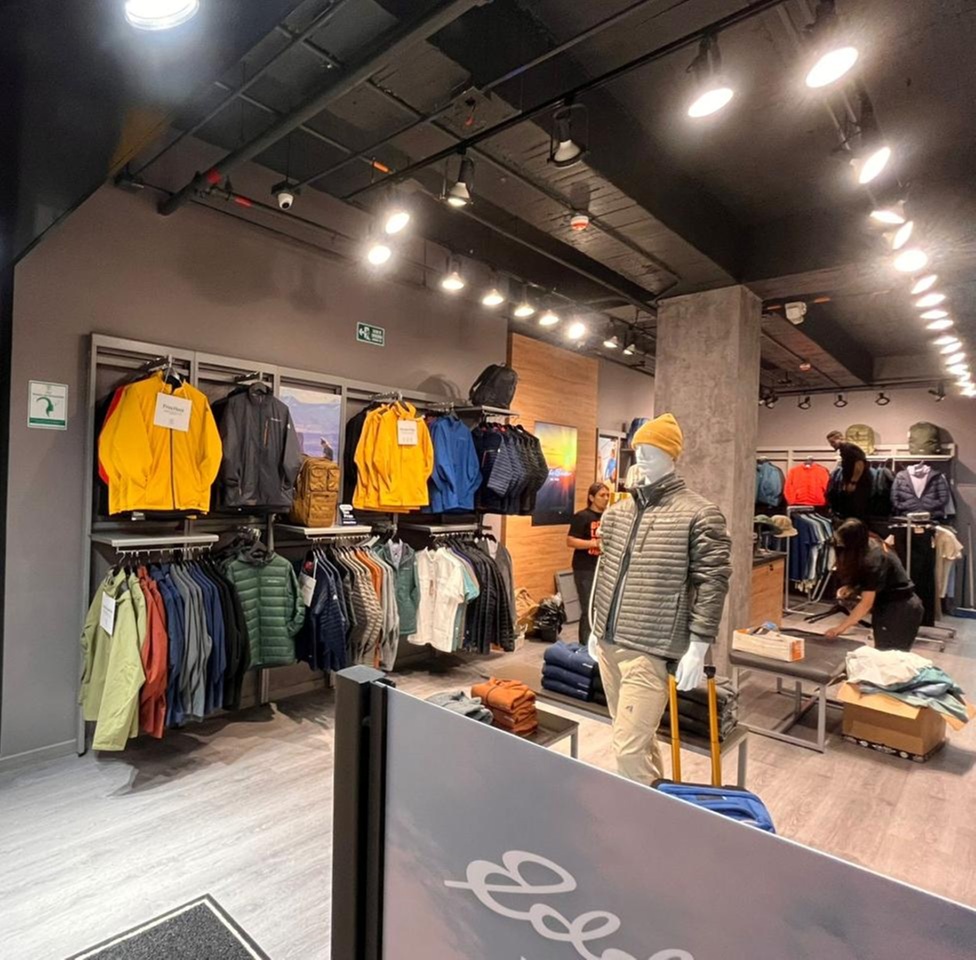 Tienda de primera línea.