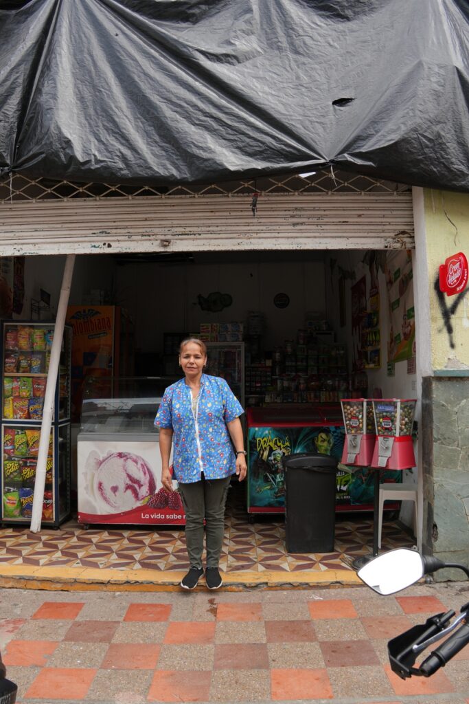 Negocios se reactivan tras el terremoto.