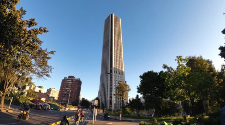 El icono de la Torre Colpatria