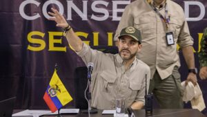 Presidente lanza advertencia.