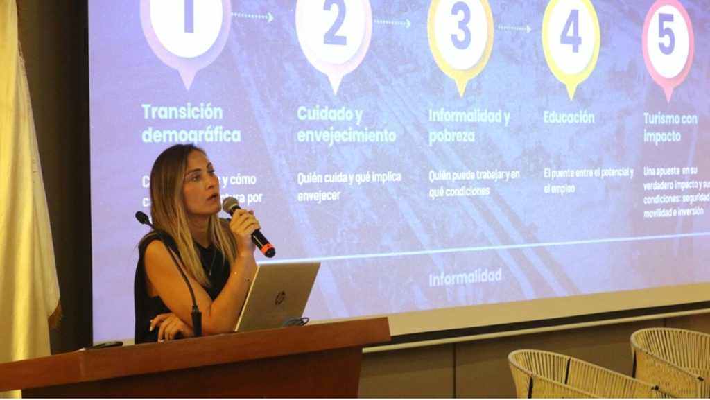 El envejecimiento en Barranquilla: en 2032 habrá más adultos mayores que menores de 15 años