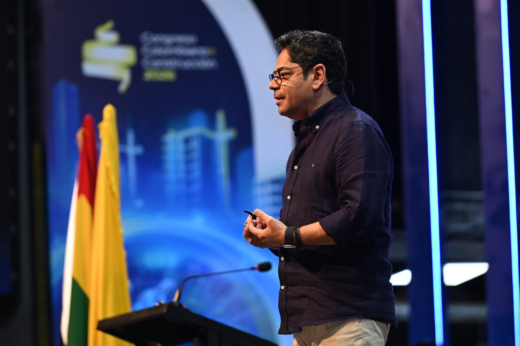 Constructores en Asamblea