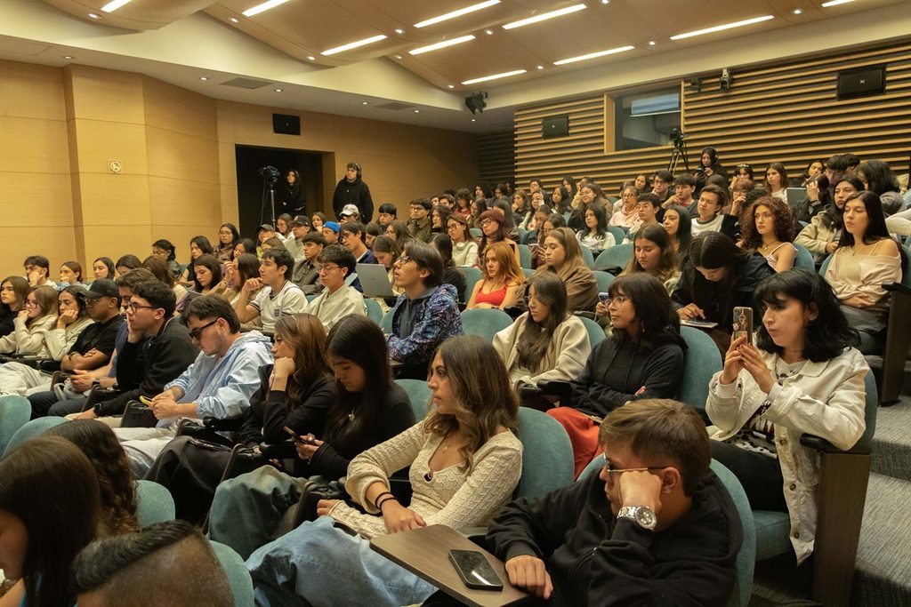 De Dago García al periodismo de viajes: un debate acerca del futuro de las historias humanas