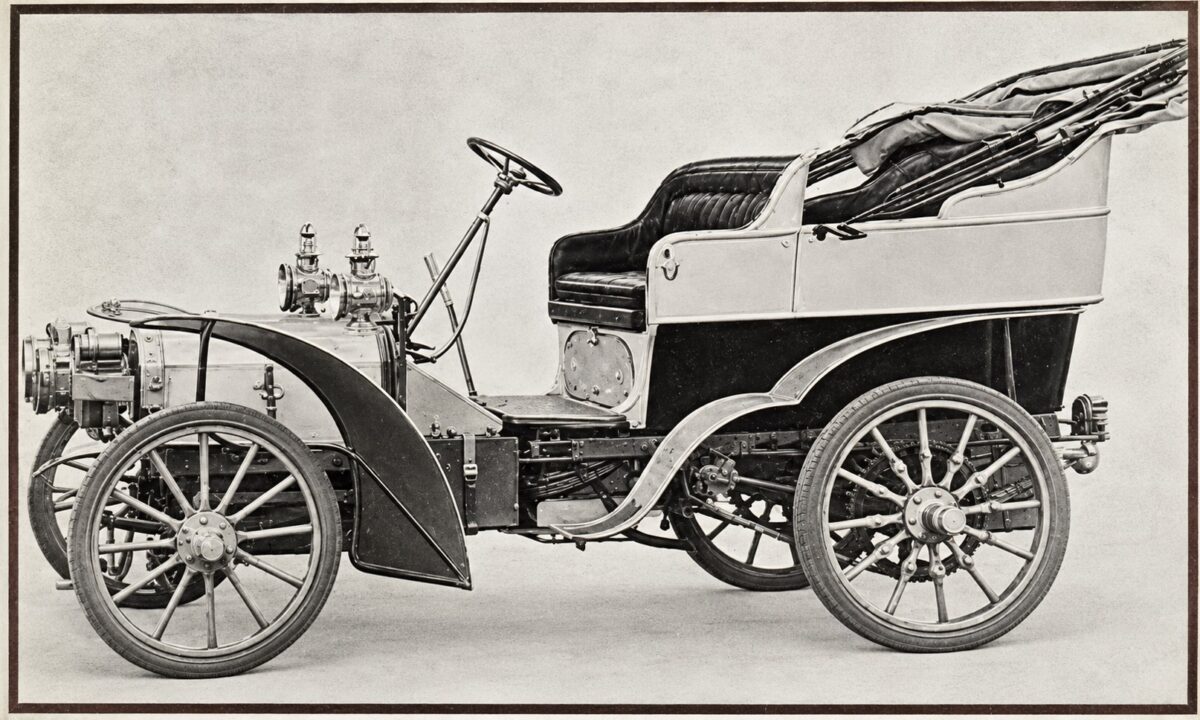 El primer carro en Colombia
