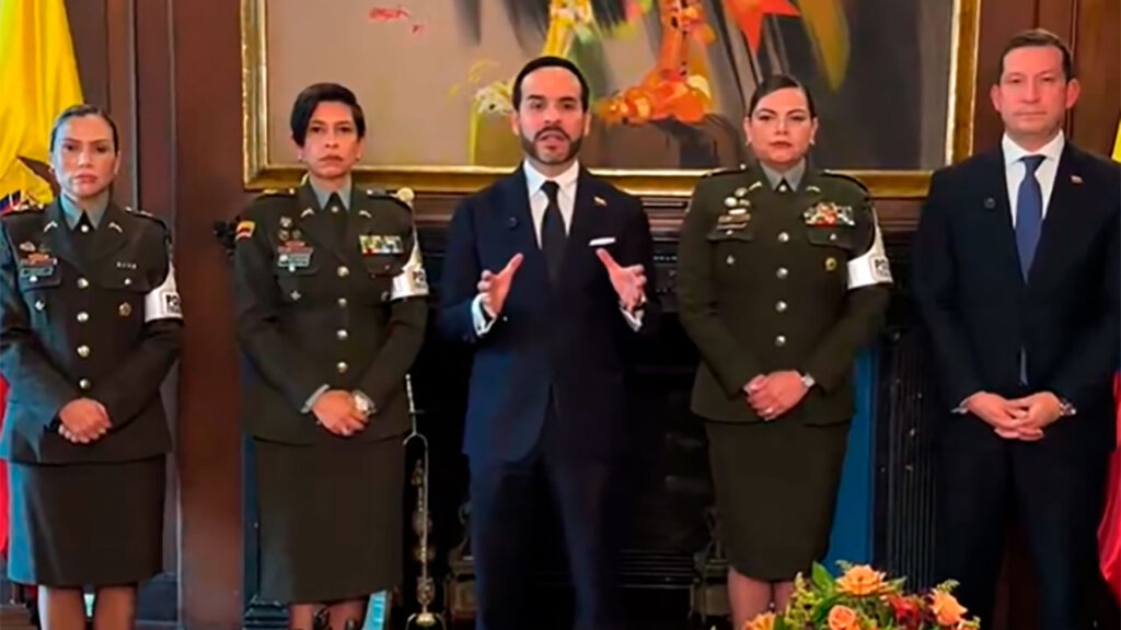 Mujeres Policías