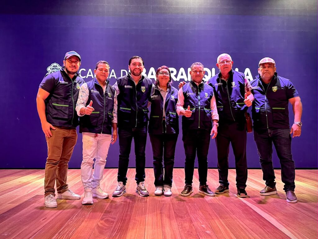 185 Juntas de Acción Comunal de Barranquilla reciben, por primera vez, dotación institucional